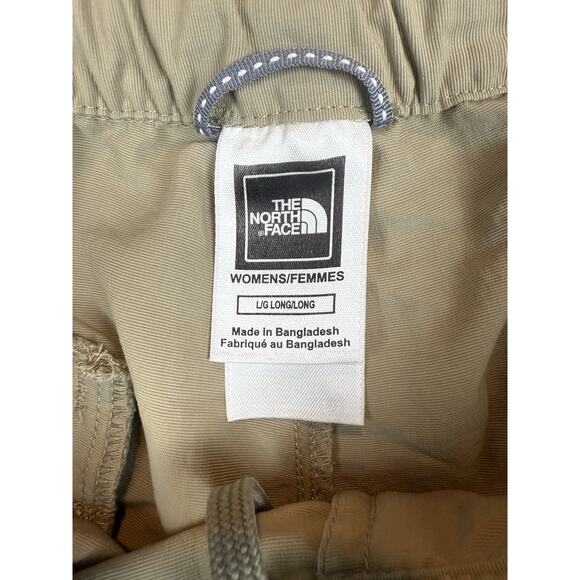 The North Face Shorts Womens L Tan Nylon Cargo Sip Pockets Hiking Outdoor Summer - Picture 4 of 7